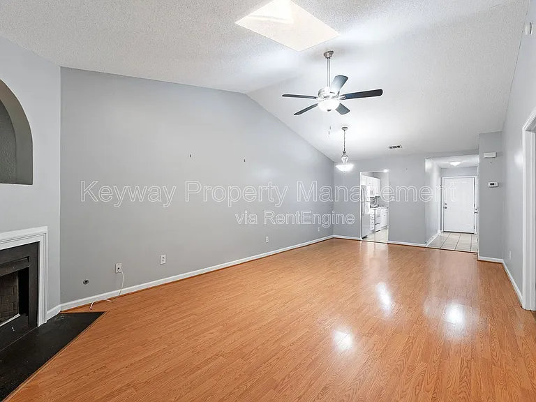 133 Single Tree Ln SW — Photo 3