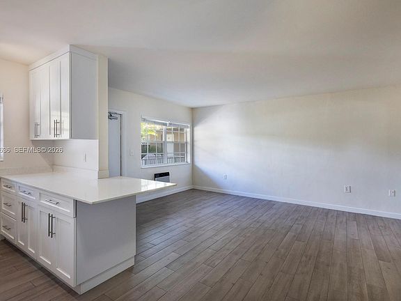 3rd image of 6511 Santona St #C18