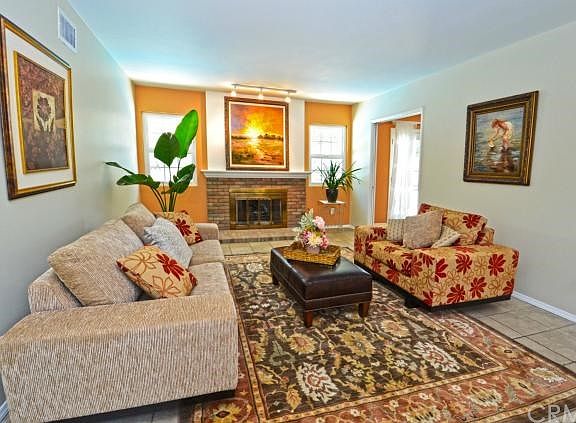 4th image of 1926 Stowe Ct
