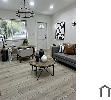 2 bed, 700 sqft, $2,500 — Photo 3