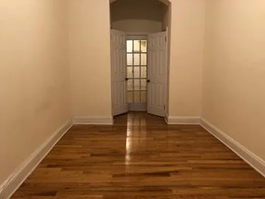 Rented by Cohen Smith Chang LLC | media 10