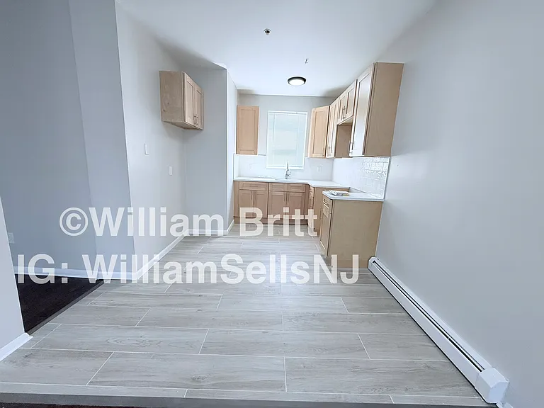 67 Brinkerhoff St #4D — Photo 3