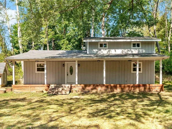 31 Anderson Ave, Marianna, PA 15345
