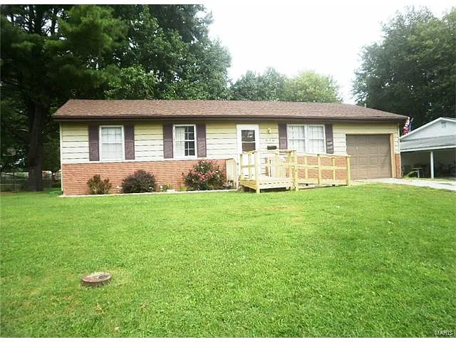 206 Avalon Dr photo 1