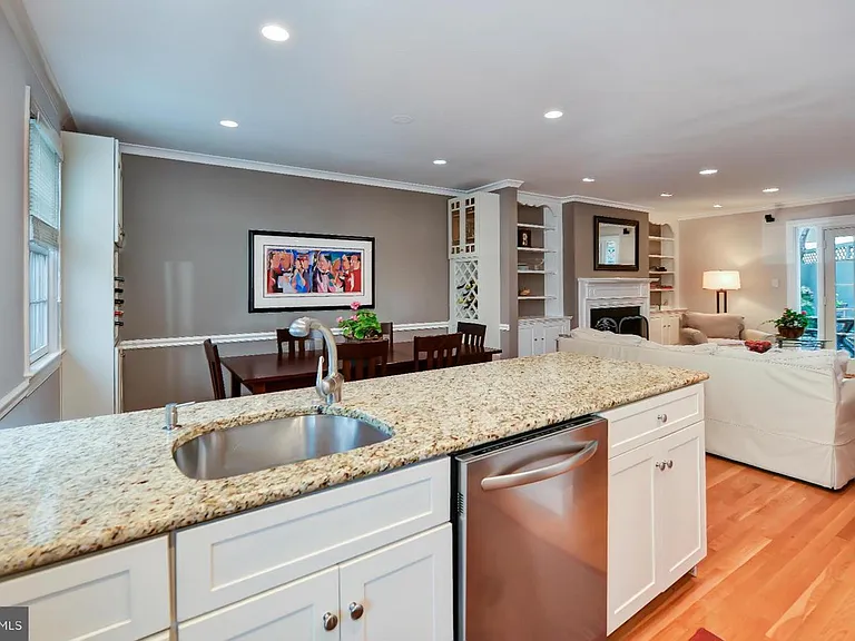 835 New Hampshire Ave NW — Photo 7