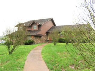 296 Cedar Ridge Rd, Strafford, MO 65757
