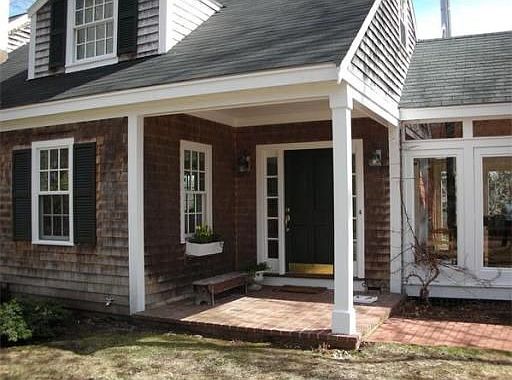 2nd image of 233 Woodbury St