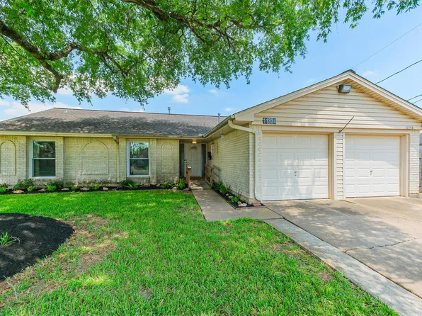 11334 Sagehill Dr, Houston, TX 77089