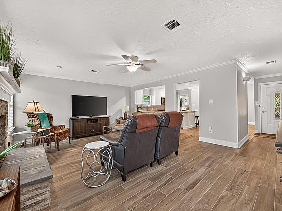 4th image of 24719 Wilderness Rd