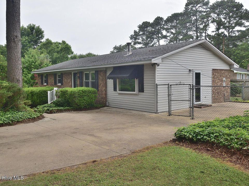 1st image of 3610 Lambert Ln