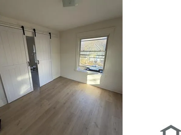 517 8th St #2, Rockford, IL 61104