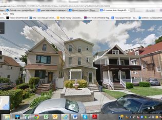 42 Hudson Ave, Edgewater, NJ 07020