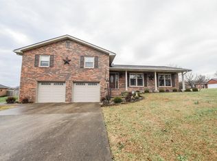 126 Holly Hills Dr, Mount Sterling, KY 40353