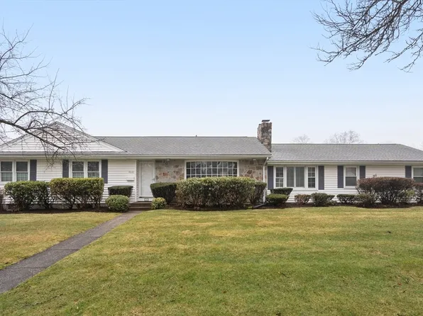 360 Frank Smith Rd, Longmeadow, MA 01106