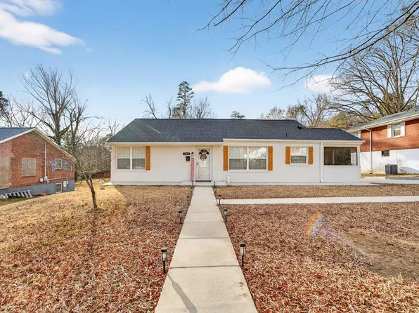 1180 Pumpkin Creek Ln, Danville, VA 24541