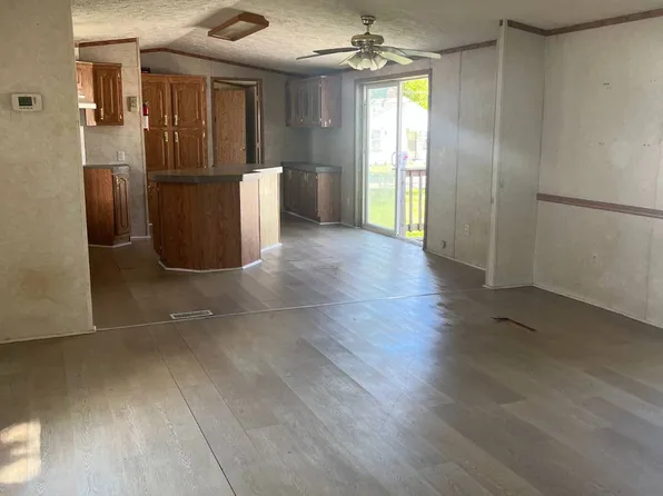 1625 B St #10, Anderson, IN 46016