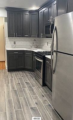 1st image of 578 E 85th St Floor 1