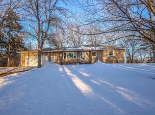 985 Scott Rd, Hudson, WI 54016