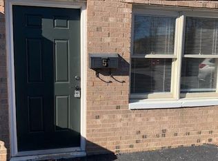 199 Meadowview Dr APT 5, Frankfort, KY 40601