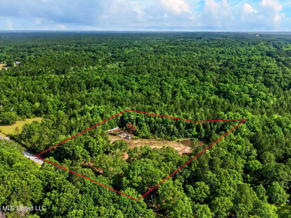 18164 Hudson Ln, Saucier, MS 39574