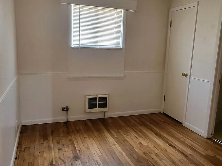 Evergreen Lofts Apartment Available Now! — Photo 21