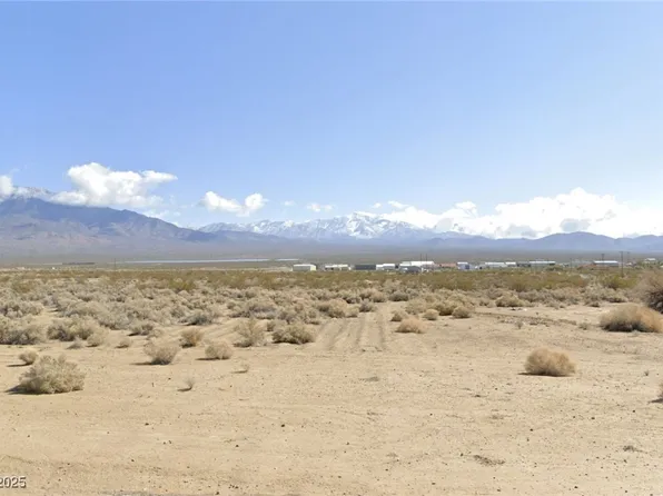 460 E Interceptor Dr, Pahrump, NV 89060