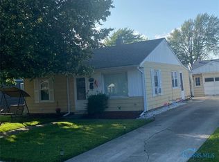 1925 Metz Ave, Oregon, OH 43616