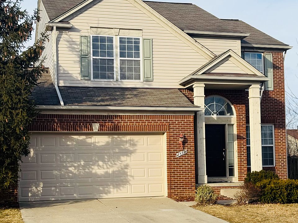 1st image of 7399 Warwick Dr