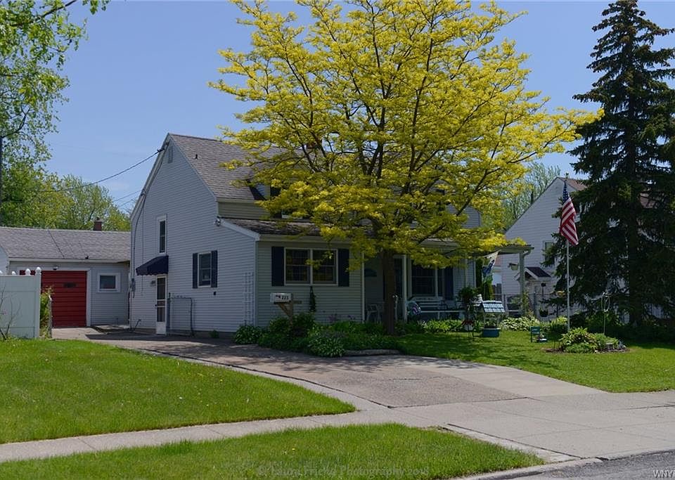 1st image of 223 Dalton Dr