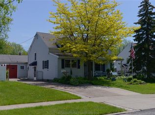 223 Dalton Dr, Buffalo, NY 14223