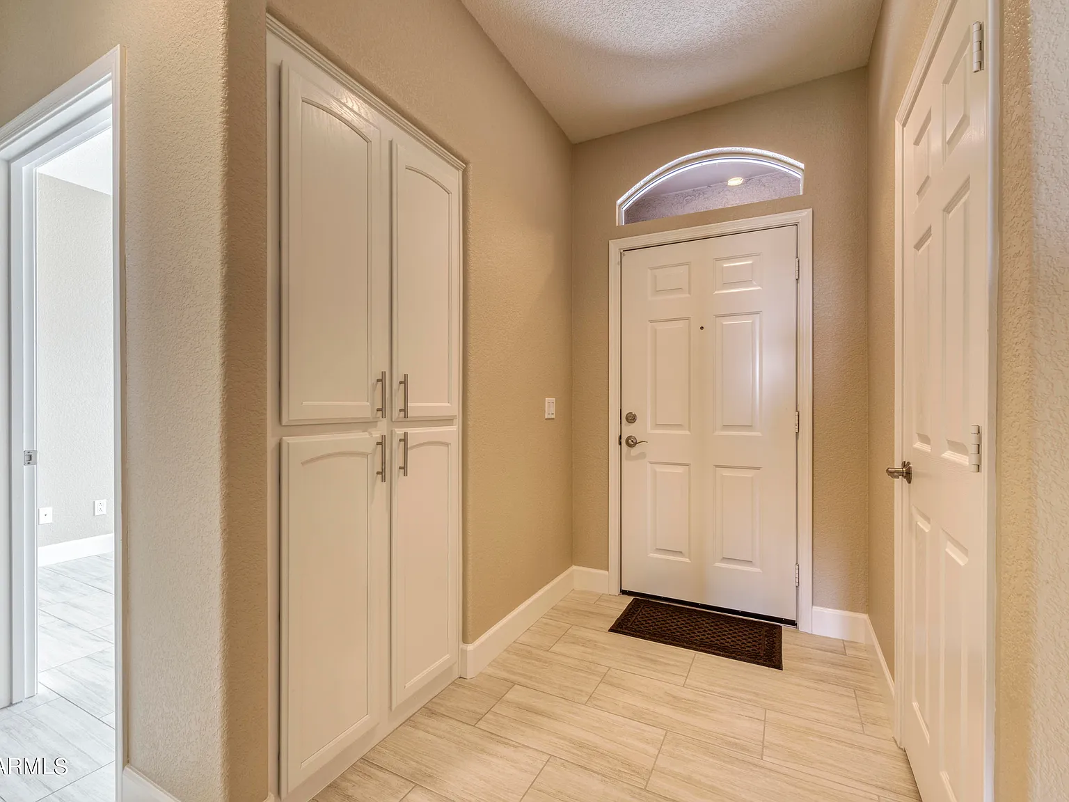 2 bed, 2.0 bath, 1081 sqft, $1,699 — Photo 4