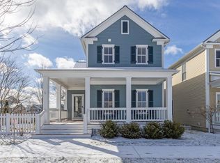 32 Dewey Place, South Burlington, VT 05403