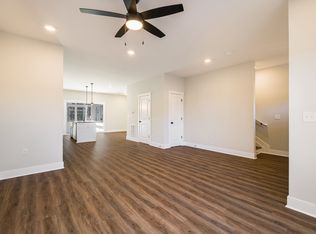 17 Barnyard Cir, Bridgewater, VA 22812