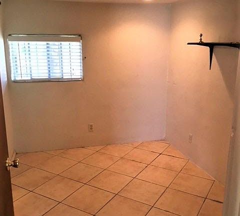 5th image of 2707 Hot Springs Blvd #A