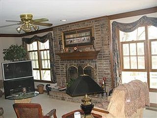 4th image of 4704 Trace Ct