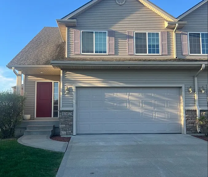 1503 NW 22nd Ln — Photo 1