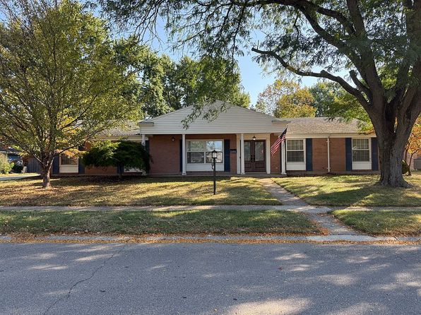 5324 Oakbrooke Dr