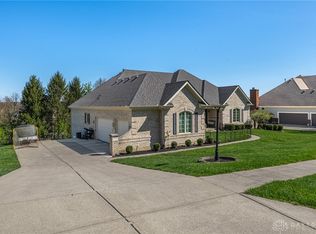 2824 Ash Ridge Dr, Dayton, OH 45434