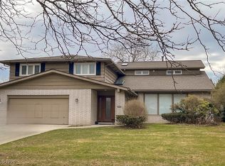 2449 Beachwood Blvd, Beachwood, OH 44122