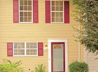 5905 Applegarth Pl, Capitol Heights, MD 20743