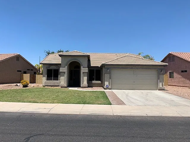 3bd/2ba Spacious Chandler Home For Rent! -- Coming Soon — Photo 1