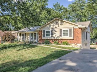 2272 Kittridge Ct, Chesterfield, MO 63017