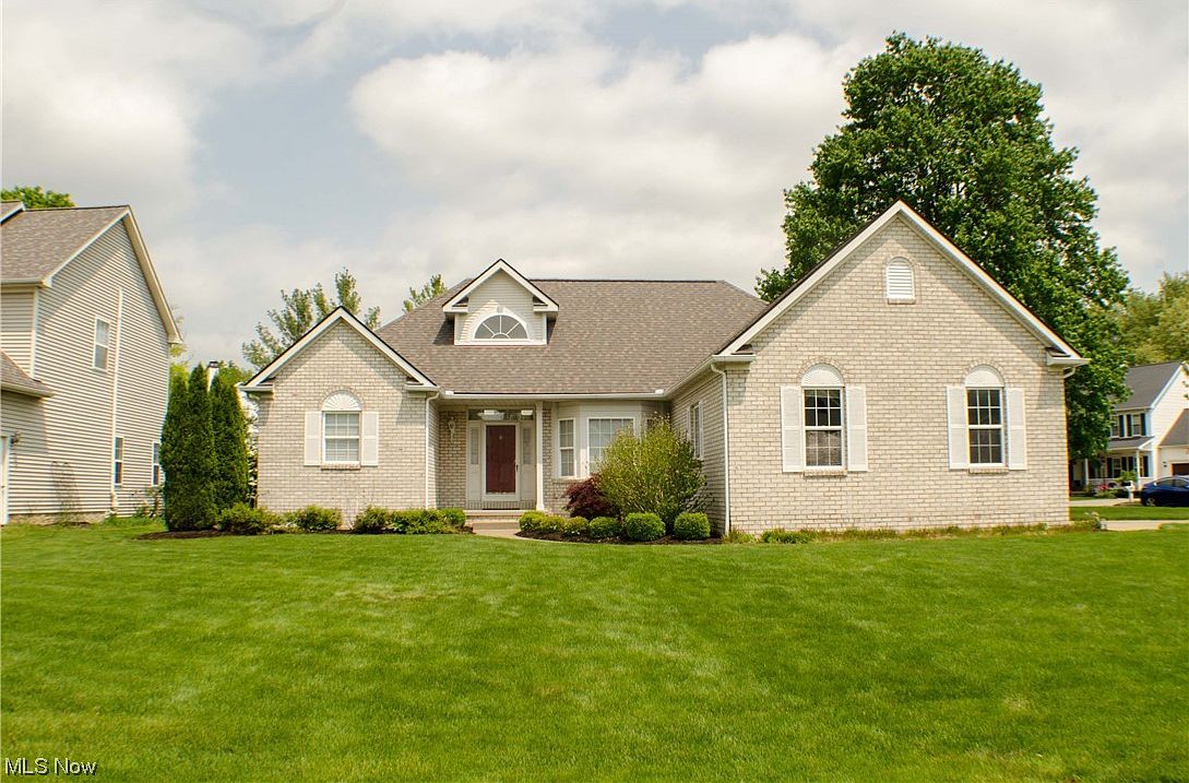 2939 Silver Maple Dr, Akron, OH 44333 Zillow