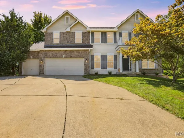 681 Zumwalt Xing, O'Fallon, MO 63366