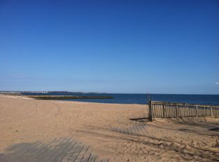 5 Ward Pl, West Haven, CT 06516