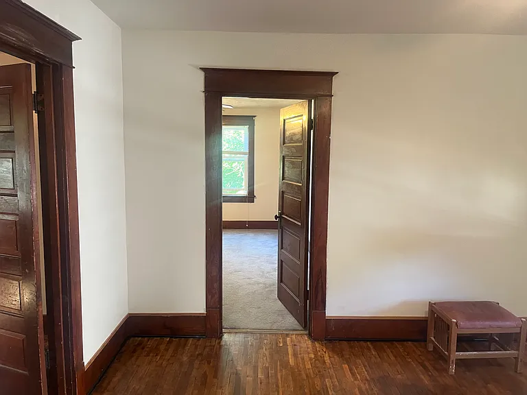 390 Lincoln St #2 — Photo 3