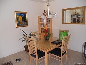 5th image of 1504 SW 50th St APT 204