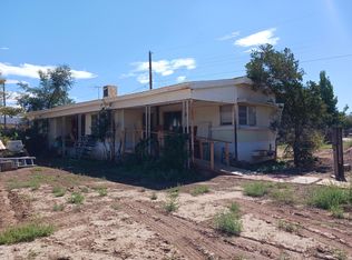1950 Winchester Dr, Bosque Farms, NM 87068