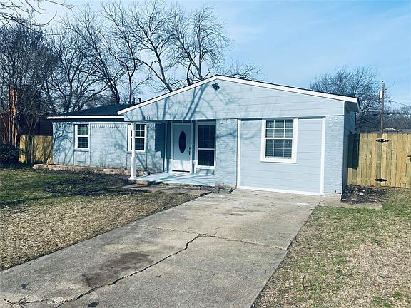 2nd image of 3121 Caribbean Dr