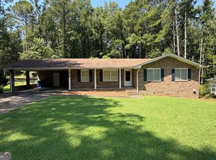 310 Sharon Dr, Fayetteville, GA 30214